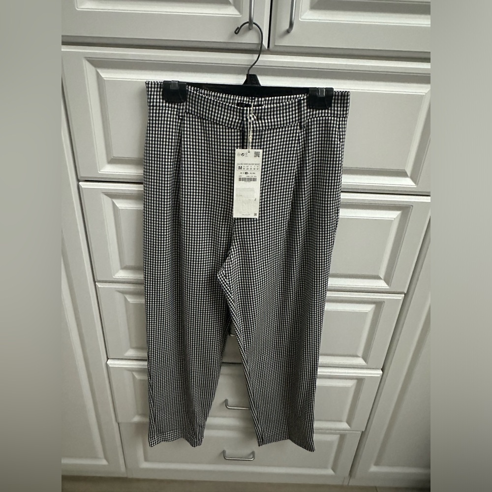 Capri style black and white gingham pants